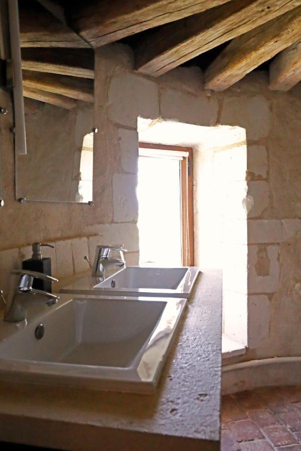 Le Chatelet Thilouze Bagian luar foto