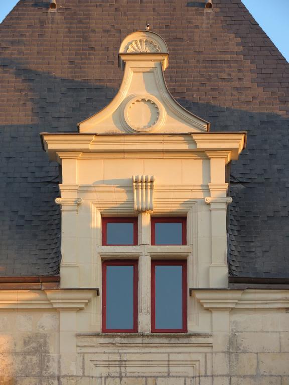 Le Chatelet Thilouze Bagian luar foto